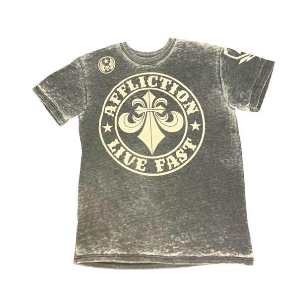 Affliction Grey/ White Shirt Great Condition! No Tag Guessing Xl